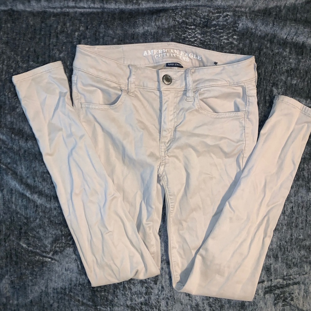 Khaki jeans